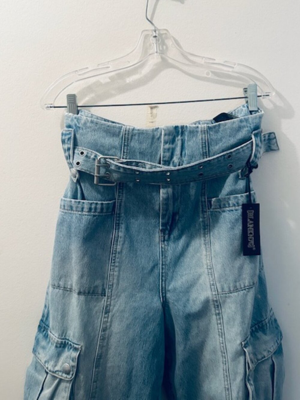 Blank NYC Women's Steal the Show Pant Denim Cargo Straight Leg Belt Jeans NEW - Picture 6 of 16